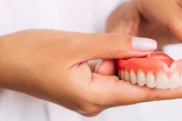 tipos de dientes postizos fijos